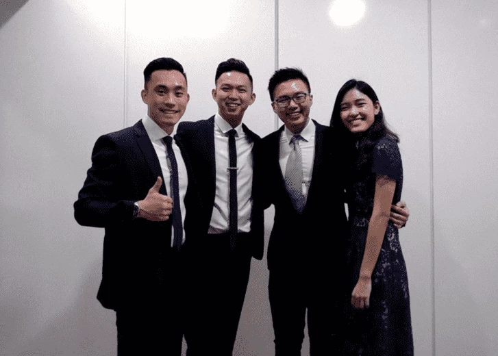 Команда Fisher8 Capital вместе с Лаем Юэном выиграла конкурс J.P. Morgan по управлению активами и капиталом в 2020 году. На фото Лай Юэн второй справа. Источник фото: профиль Linkedin Лайа Юэне
