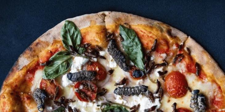 Самое странное, что там есть колбаса… То есть дело не в голоде