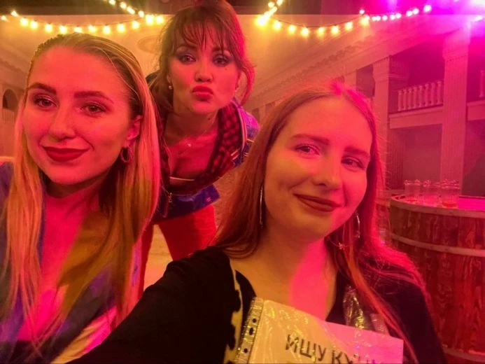 А вы что думали, все эти «Галина, 3 км от вас, привезет пиво» — это все арбитражники, да? :D