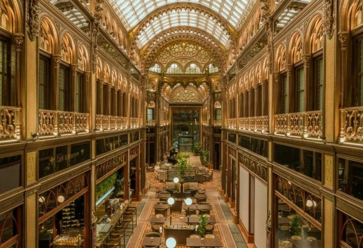 Párisi Udvar Hotel Budapest (source: Booking.com)