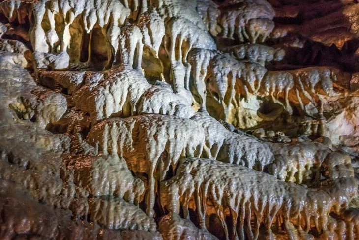 Pál‑völgyi Cave (source: TripAdvisor)