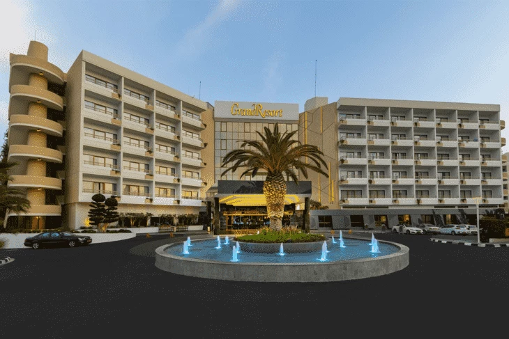 Grand Resort Hotel