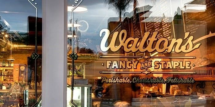 Ресторан Walton's Fancy and Staple