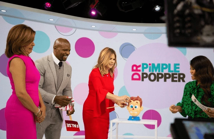 Кадры шоу Dr. Pimple Popper