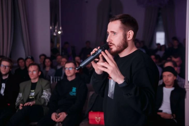 В докладе об UGC-креосах успели рассмотреть и примеры крео, и отслеживание инфоповодов, и даже постановку ТЗ