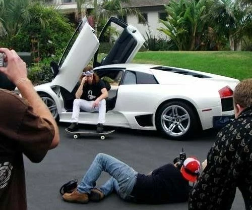 Шон в рекламе Lamborghini