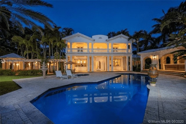 Дом в районе Стар-Айленд, недалеко от Майами-Бич, Флорида (источник Realtor.com)
