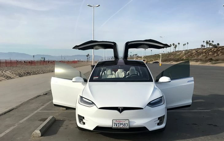 Акции компании Tesla также относят к этическим